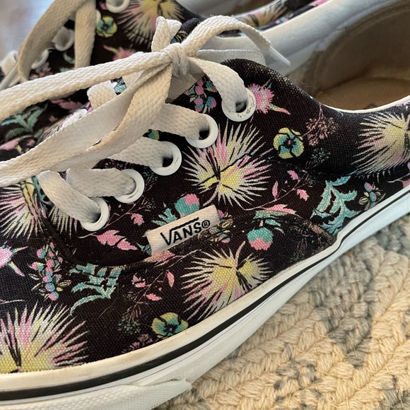 Vans shoes womens size 9 - Picture 2 of 4